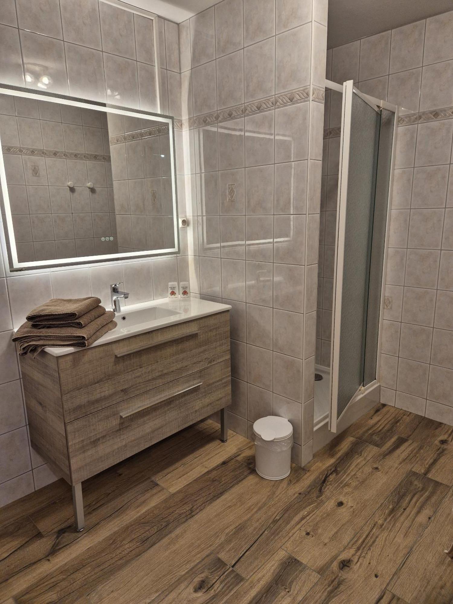 Chambres Thirion サン・ティポリット 部屋 写真